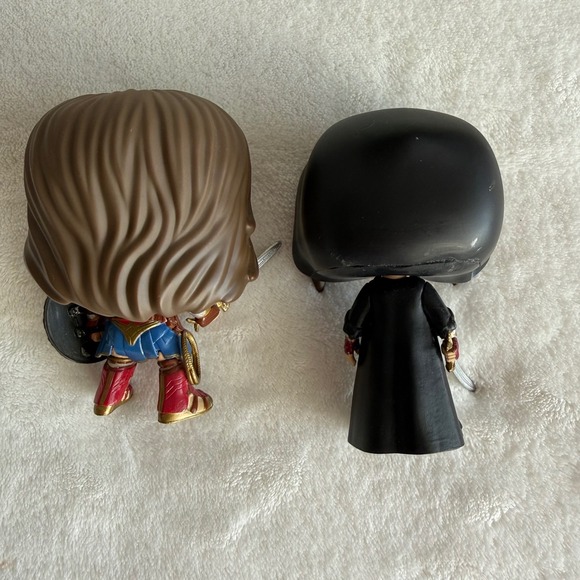 Funko Pop! Set of 2 Wonder Woman Vinyl Figure Loose‎ OOB No Box Toy Collector - Picture 4 of 6